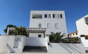 Villa Doel